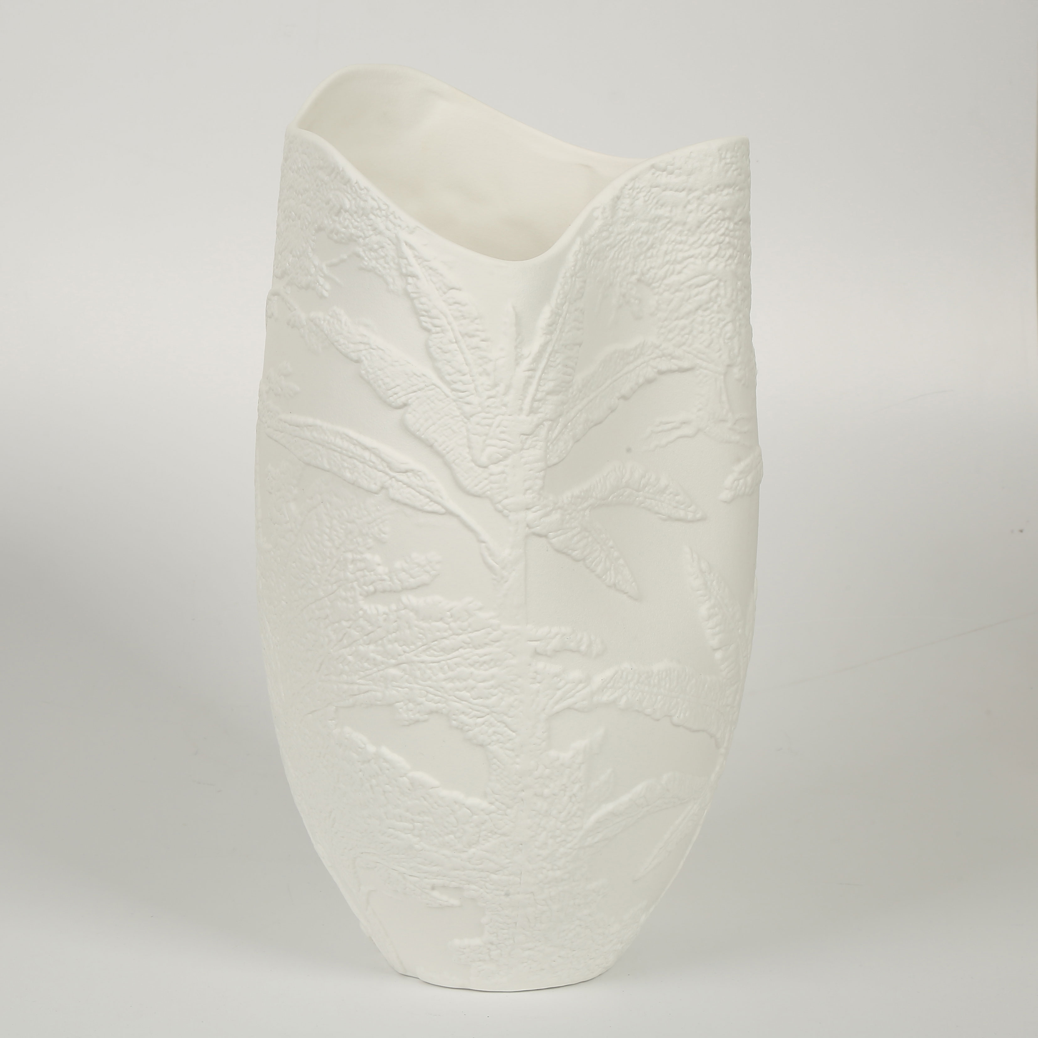 Beyaz Yaprak Vazo AK.JM00001